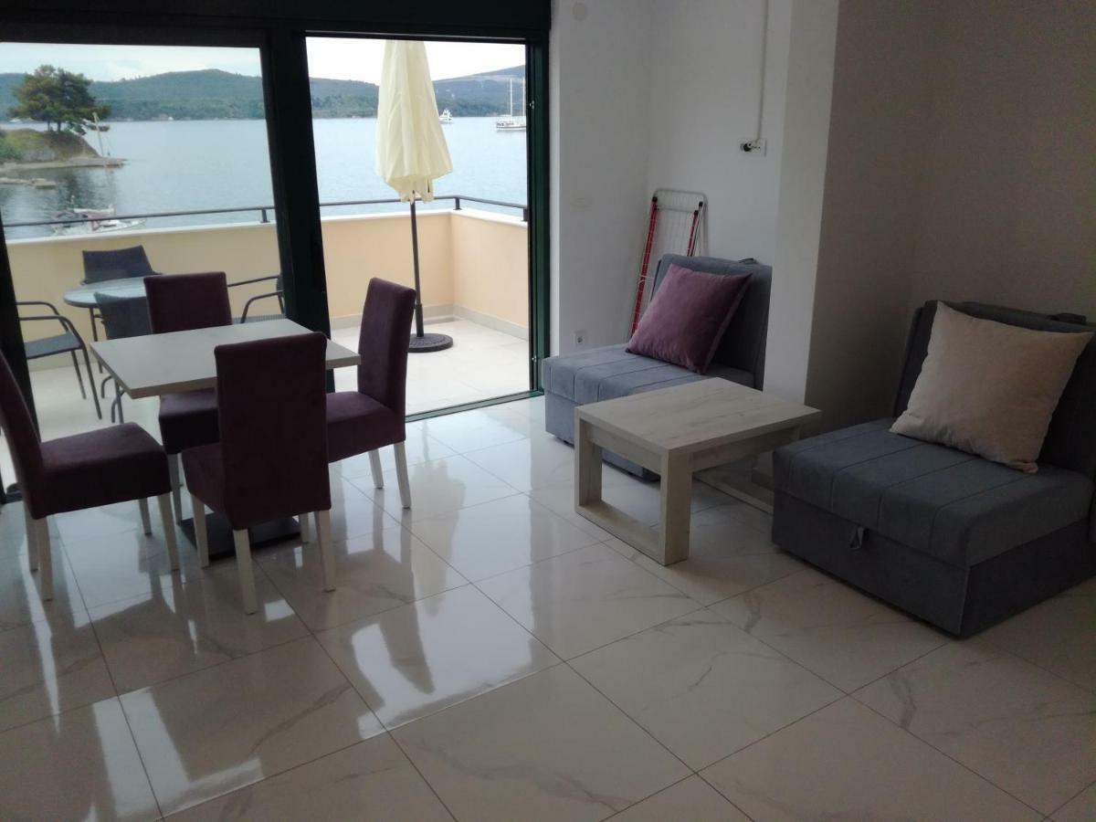 Apartamento Olea Tivat Exterior foto